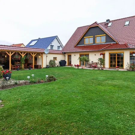 Quaint Apartment In Kuhlungsborn With Garden Værelse billede